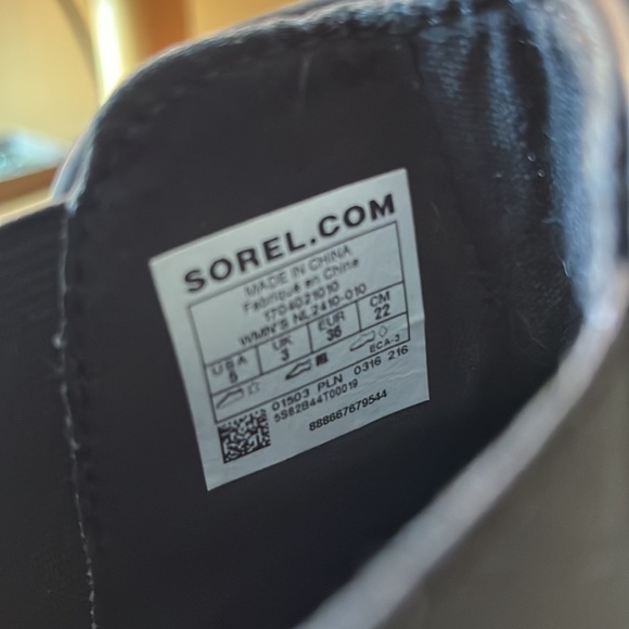 Women size 5 waterproof rain slide one - Picture 4 of 4